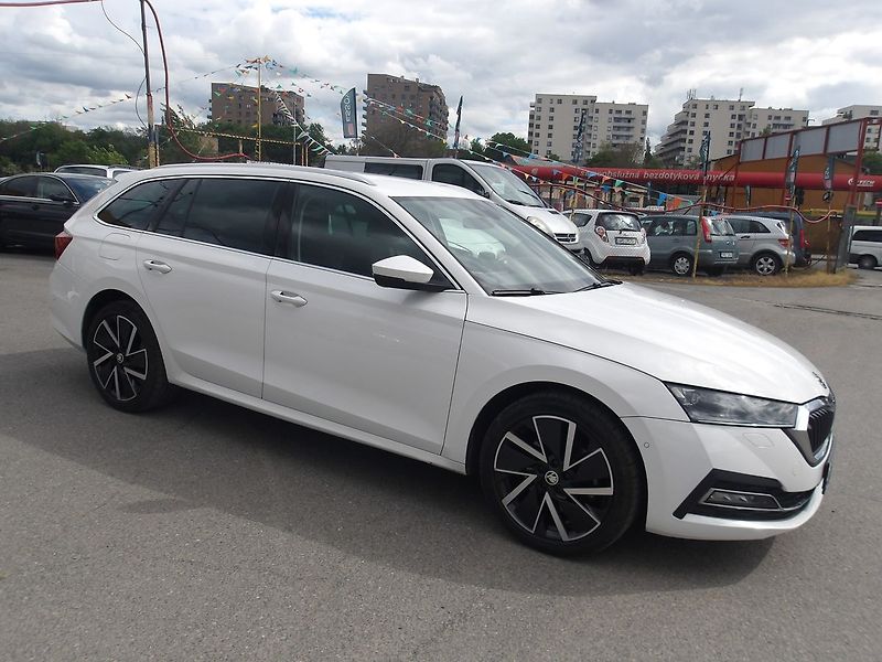 Škoda Octavia 1,4TSi BA+EL ČR ! MAX.VÝBAVA ! - fotka 3 z 33
