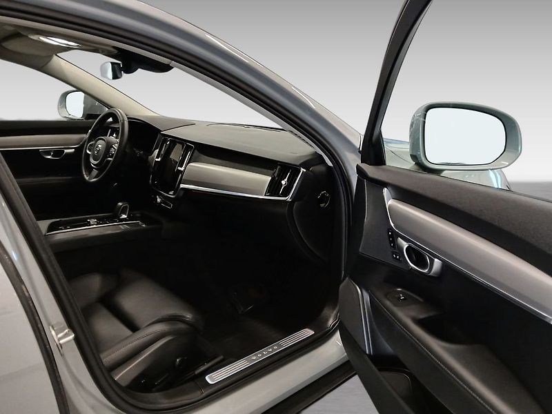 Volvo V90 CC B4 AWD Plus NezTo Taž Paměť - fotka 8 z 15