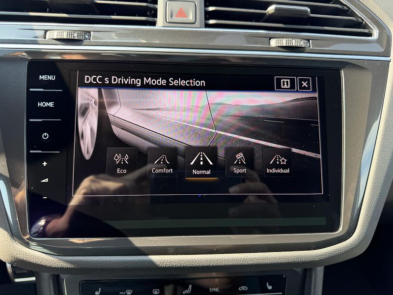 Volkswagen Tiguan R-Line 2,0 TSi/180kW 4x4 DSG - fotka 50 z 114