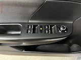 Volkswagen Golf (2010) 1.4 TSi, Highline, panor - náhled 12