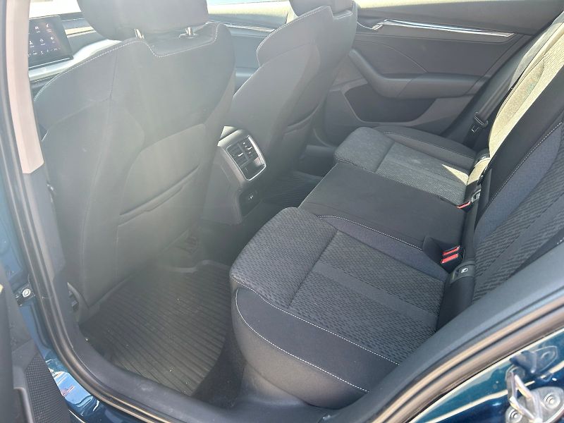 Škoda Octavia (2023) Combi Style 1,5 TSI 110 kW  6 - fotka 11 z 26