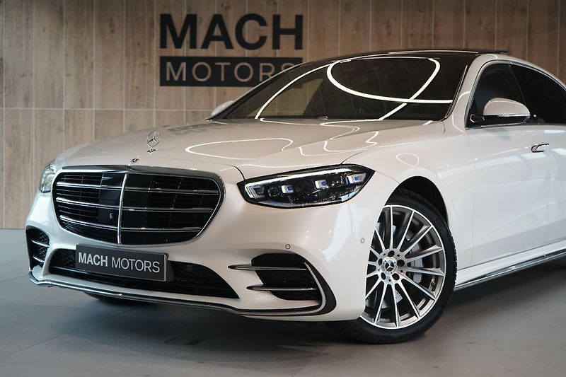 Mercedes-Benz Třídy S 400d 4MATIC L, AMG, Panorama - fotka 2 z 50