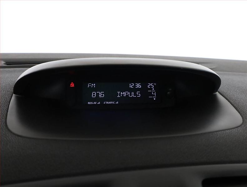 Renault Mégane (2009) 1.5 dCi, po STK, slušný stav - fotka 11 z 18