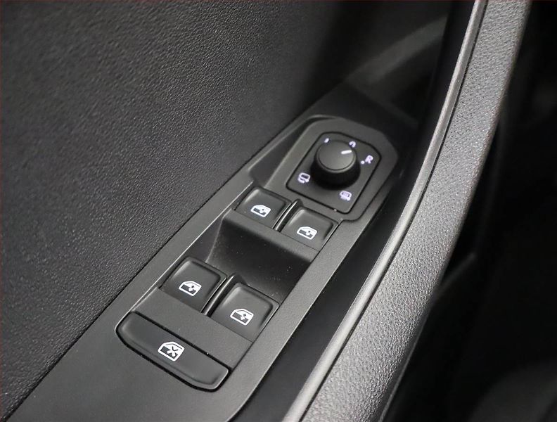 Škoda Karoq (2022) Style 1.5 TSI - fotka 19 z 21