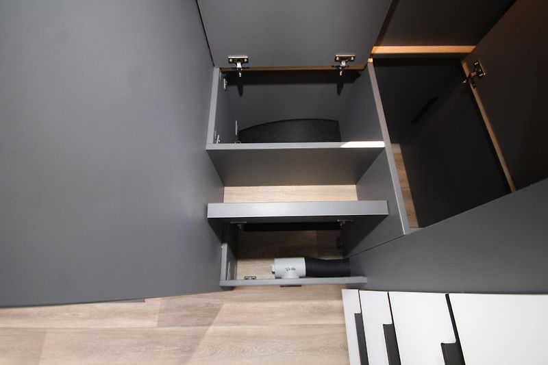Niesmann+Bischoff (2025) iSmove 7.3F - fotka 69 z 77