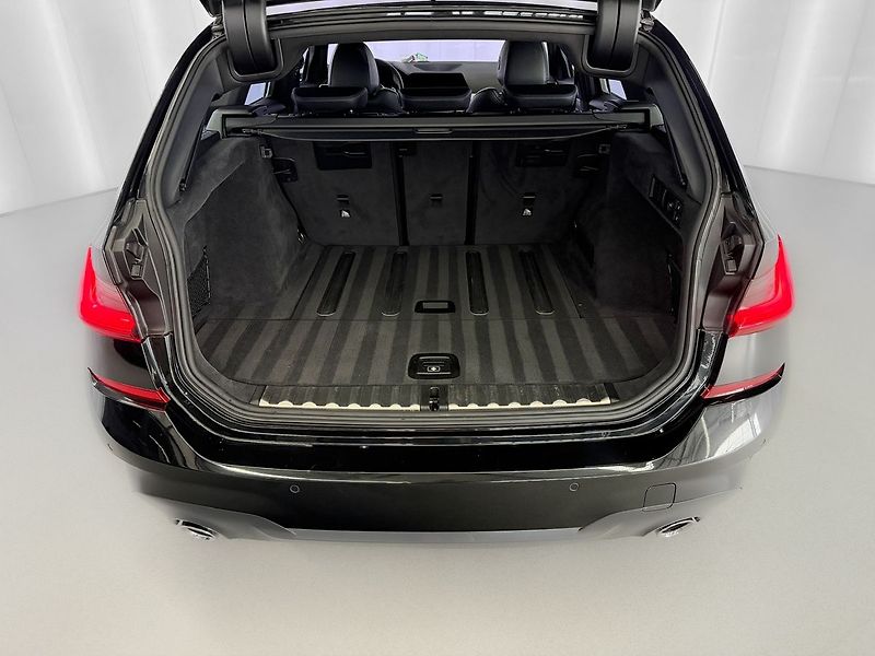 BMW Řada 3 320d xDrive M-PAKET, ALCANTARA - fotka 30 z 31