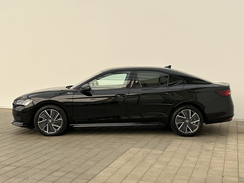 Škoda Superb 2.0 TDI SportLine - fotka 3 z 27