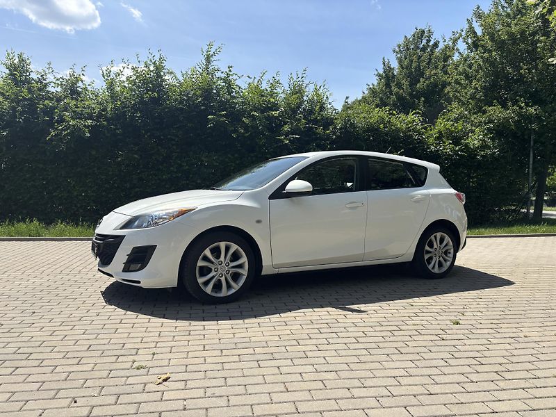 Mazda 3 1.6 Active Plus - fotka 3 z 30