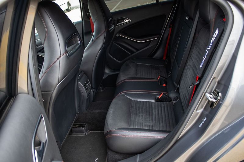 Mercedes-Benz Třídy A 4MATIC 2013 - fotka 39 z 41
