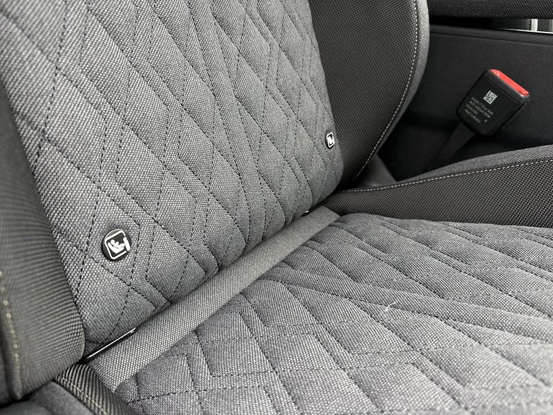 Audi Q5 (2026) TFSI 150kW 4X4 S-LINE R20 3D!! - fotka 36 z 61