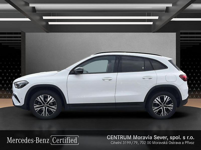Mercedes-Benz GLA 200d 4MATIC, CZ, 1.majitel - fotka 2 z 16