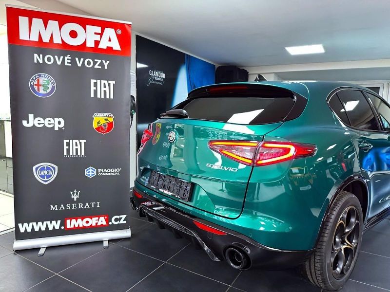 Alfa Romeo Stelvio (2026) 2.0 T 280k AT8 ZF Q4 4x4 Inten - fotka 5 z 25