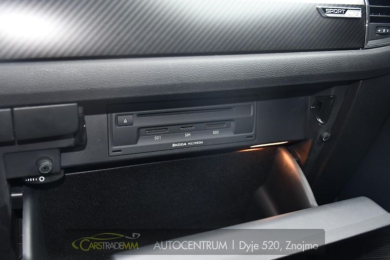 Škoda Kodiaq 2,0TDi SPORTLINE 140KW WEBASTO - fotka 38 z 56