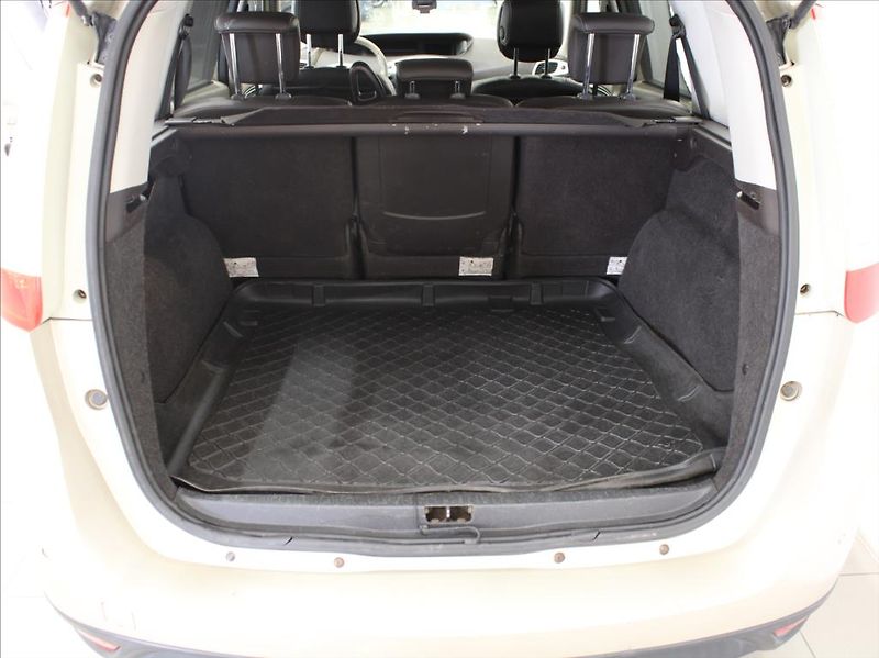 Renault Grand Scénic 2,0 dCi 110kW AT Privilage STK - fotka 15 z 15