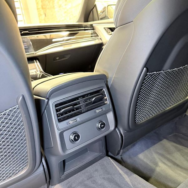 Audi Q8 (2023) Vzduch, Metrix, panorama - fotka 18 z 27
