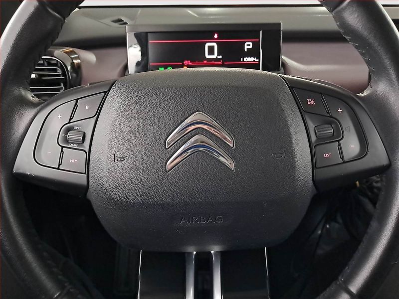 Citroën C4 Cactus (2018) 1.2 PureTech, Automat - fotka 17 z 19