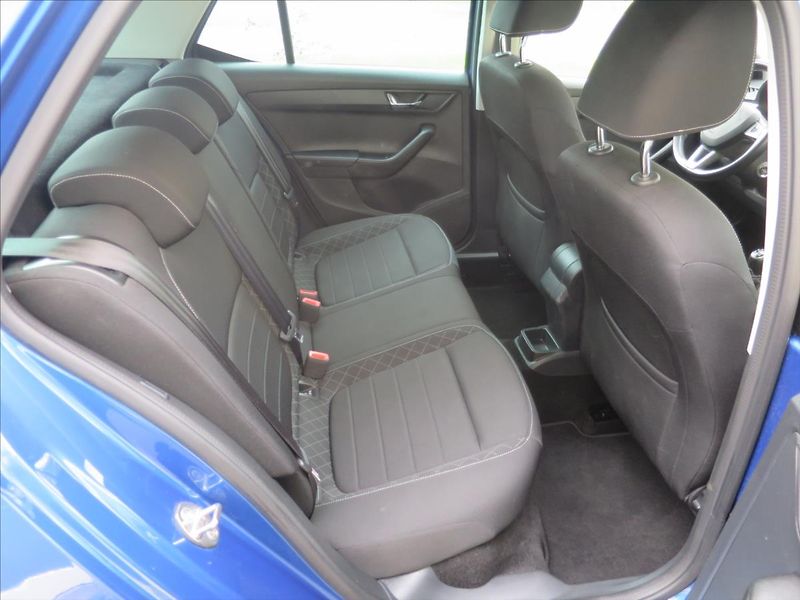 Škoda Fabia 1,2  TSI - fotka 17 z 30