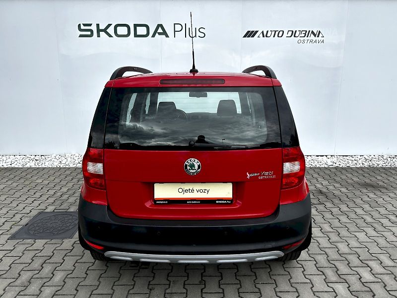Škoda Yeti (2010) 2.0 TDI 103kW 4x4 DSG Ambition - fotka 6 z 30