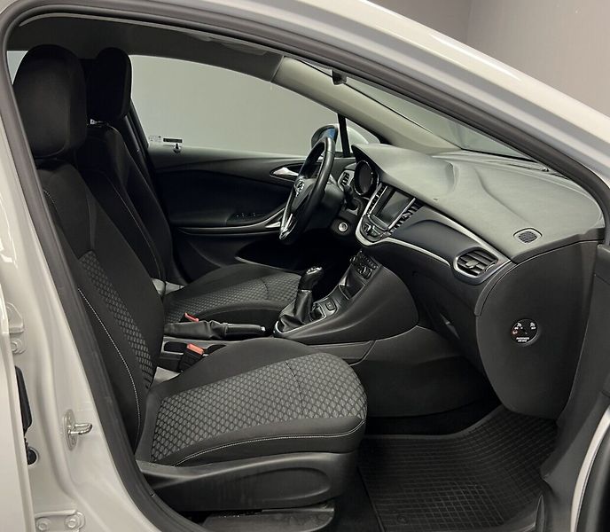 Opel Astra Fleet Edition ST - fotka 8 z 15