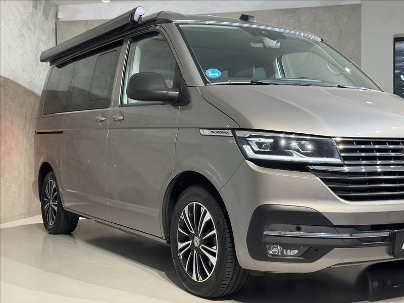 Volkswagen California 2,0 TDi  DSG Beach LED Assist - fotka 5 z 50