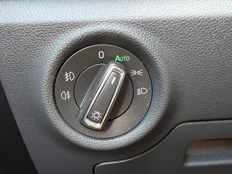Škoda Scala (2023) 1.0TSi 81kW Style! ČR+1.maj.! - fotka 23 z 36