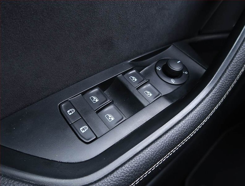 Škoda Superb (2021) Sportline 2.0 TDI - fotka 16 z 20