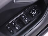 Volkswagen Touareg 3,0 TDI 170kW DSG 4M LED CZ - náhled 15