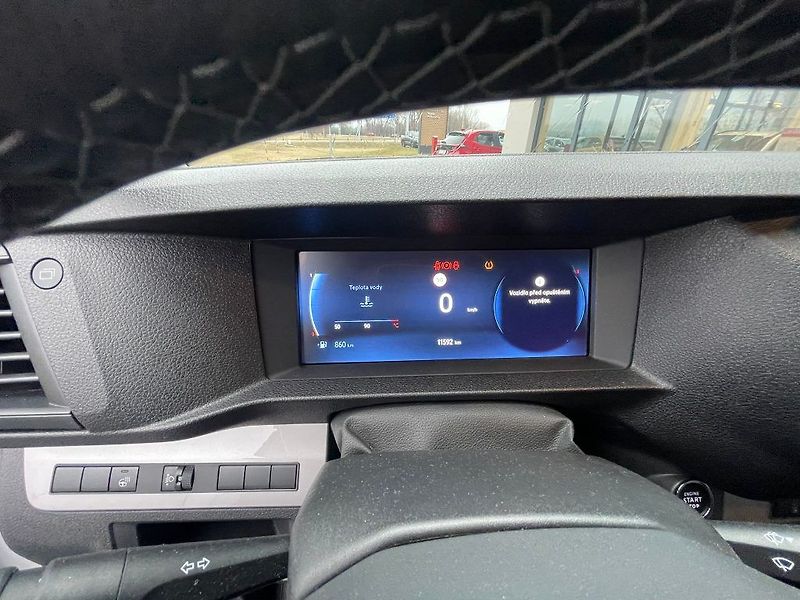 Toyota ProAce 2.0 D-4D 144HP MT Active Navi - fotka 17 z 25
