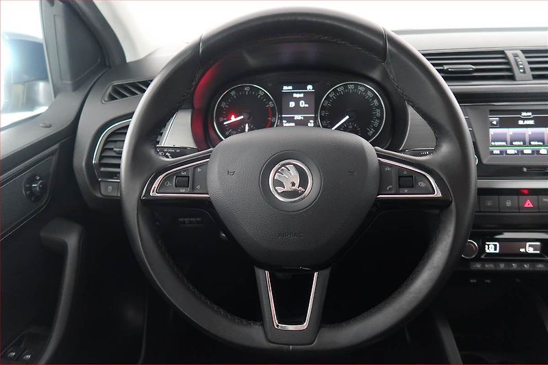 Škoda Fabia (2017) Style 1.2 TSI, Tempomat - fotka 15 z 18