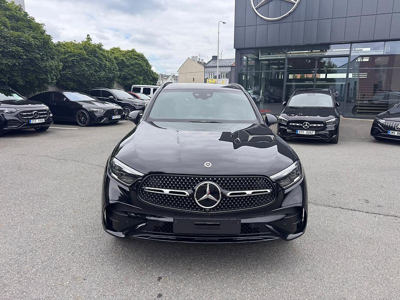 Mercedes-Benz GLC (2026) 220 d 4MATIC - fotka 2 z 22