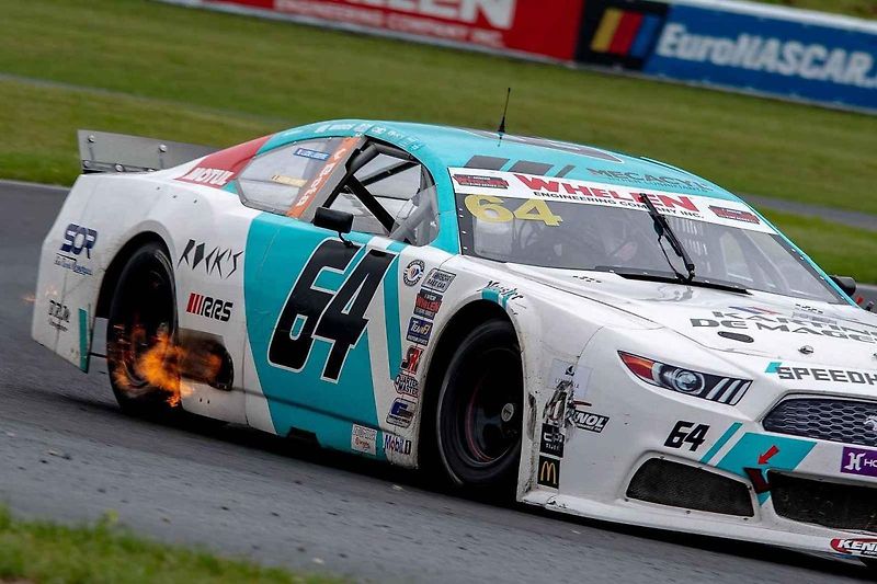 O víkendu se uskuteční jeden z vrcholů motoristické sezony na Autodromu Most. Pojedou se zde závody Czech Truck Prix a evropské série NASCAR. Ambasadorem podniku je vítěz letošní Dakar Rally Martin Macík. Foto: Se svolením Autodromu Most
