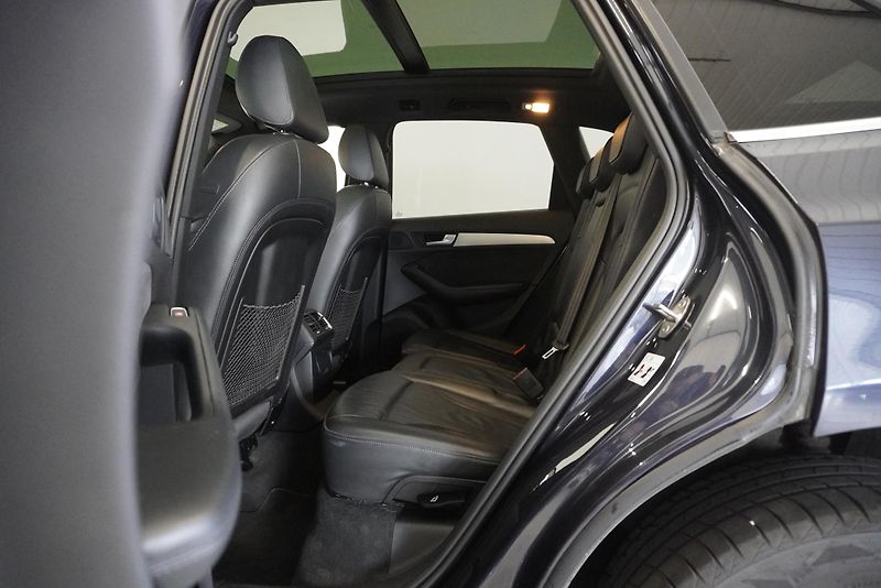 Audi Q5 3.0 TDI 190kW QUATTRO S-LINE - fotka 18 z 37