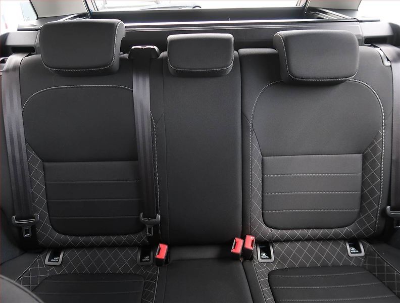 Škoda Fabia (2017) Style 1.0 TSI, Serv.kniha - fotka 10 z 16
