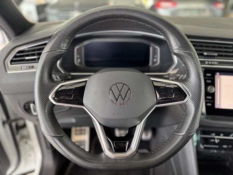 Volkswagen Tiguan 1,5TSI DSG*R-LINE*REZERVACE! - fotka 23 z 32