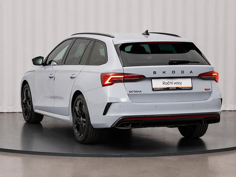 Škoda Octavia - fotka 7 z 26