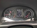 Volkswagen Touran (2012) 1.6 TDI, Tempomat - náhled 11