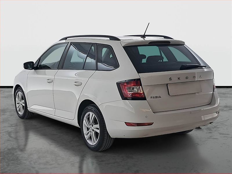 Škoda Fabia (2022) Ambition Plus 1.0 TSI, ČR - fotka 4 z 19