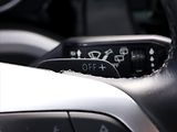 Volkswagen Touareg 3,0 TDI 170kW DSG 4M LED CZ - náhled 19