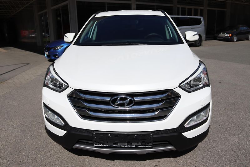 Hyundai Santa Fe Santa Fe 2.2 CRDi 4x4 ČR 1.MAJ - fotka 3 z 59