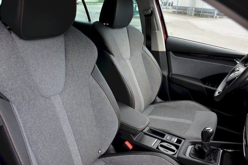 Škoda Octavia (2024) Combi 2.0 TDI 85 kW Top Select - fotka 30 z 30