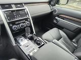 Land Rover Discovery (2018) 3.0 TD6 HSE AT 1.MAJ.ČR/VZDUCH - náhled 42