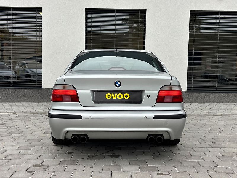 BMW M5 E39 - fotka 2 z 30