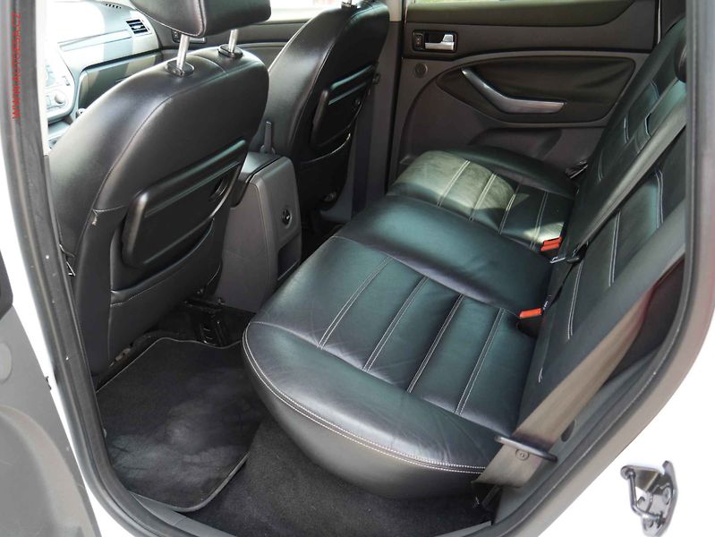 Ford Kuga (2012) 2.0TDCi 4x4, Výhřev sed. - fotka 10 z 18