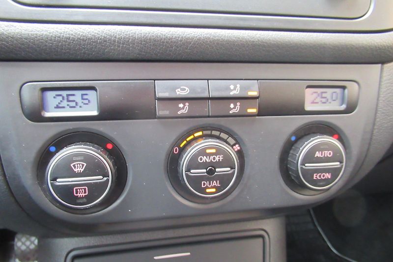 Volkswagen Golf Plus 1.9TDi AUT.KLIMA KOSMET. VADY - fotka 12 z 29