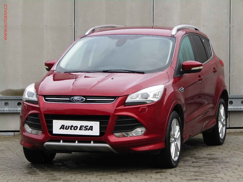 Ford Kuga (2015) 1.5EB, TZ, xenon, park.asist - fotka 3 z 20