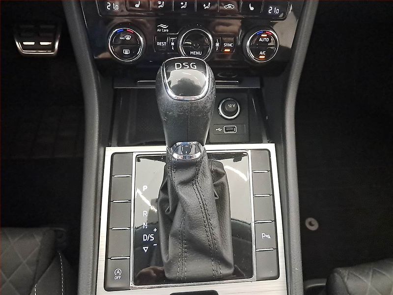 Škoda Superb (2019) 2.0 TDI, Automat, Navi - fotka 13 z 24