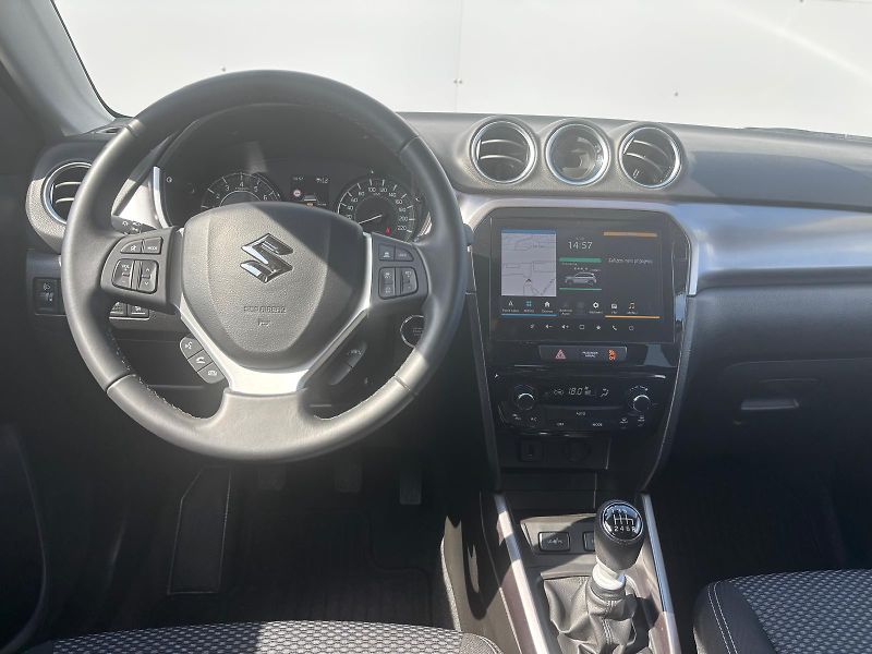 Suzuki Vitara 1,4 BoosterJet Premium Hybrid - fotka 5 z 29