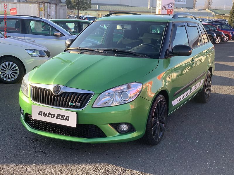 Škoda Fabia (2010) 1.4 TSi, RS, DSG - fotka 3 z 20