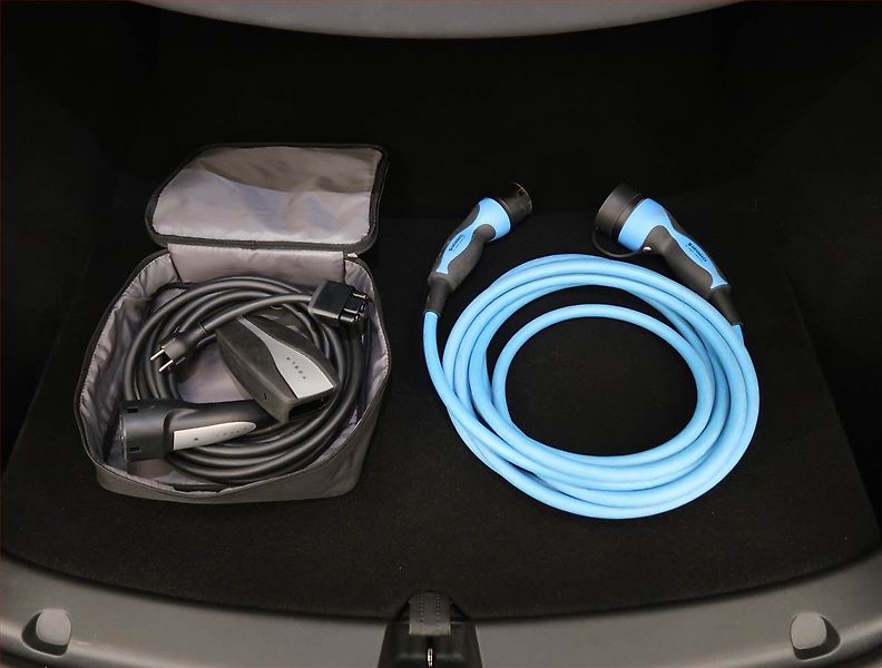 Tesla Model Y (2023) RWD LFP 60kWh, SoH 95% - fotka 33 z 33