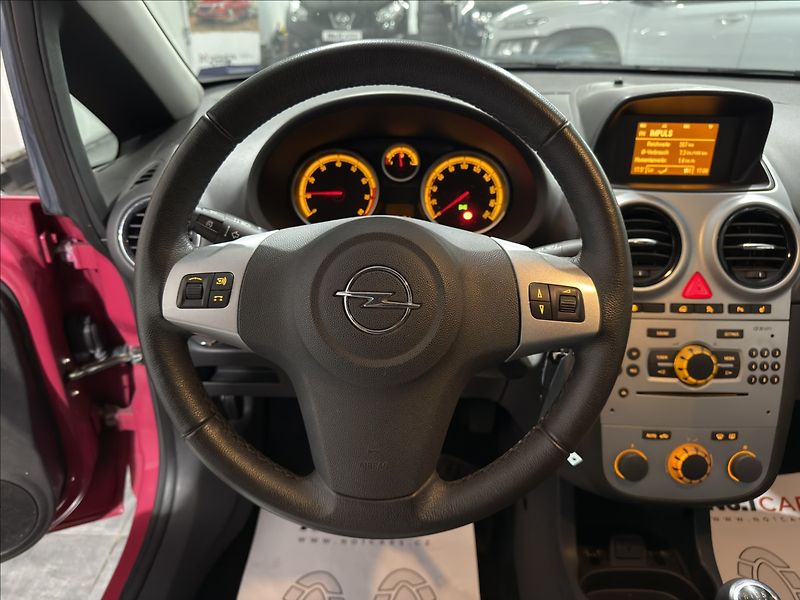 Opel Corsa 1,4   iSPORT TOP STAV I VZHLED - fotka 8 z 43